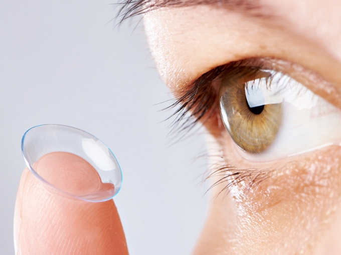 beneficios da lente de contato
