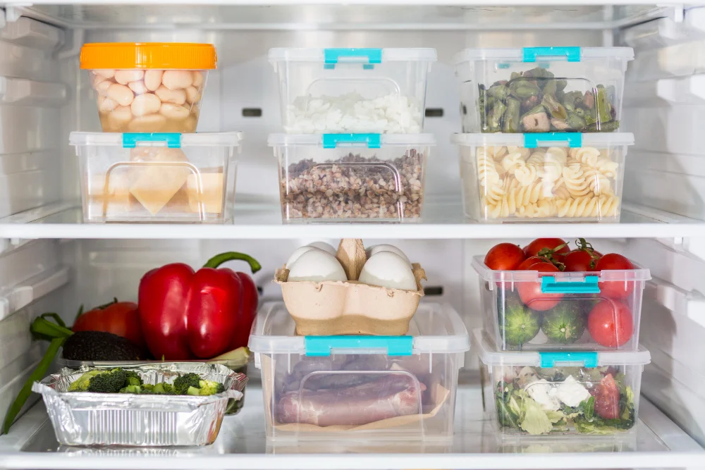 Como conservar os alimentos na geladeira e no congelador? 1 conservar os alimentos na geladeira e no congelador