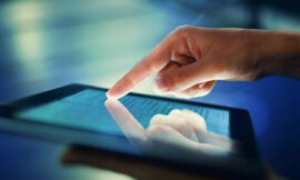 Por que usar um tablet para estudar na escola?